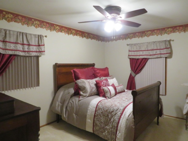 638 Carthage, FREEPORT, Illinois 61032, 3 Bedrooms Bedrooms, ,1 BathroomBathrooms,House,For Sale,Carthage,202601073