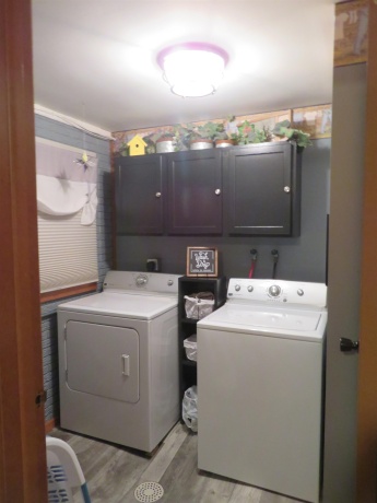 638 Carthage, FREEPORT, Illinois 61032, 3 Bedrooms Bedrooms, ,1 BathroomBathrooms,House,For Sale,Carthage,202601073