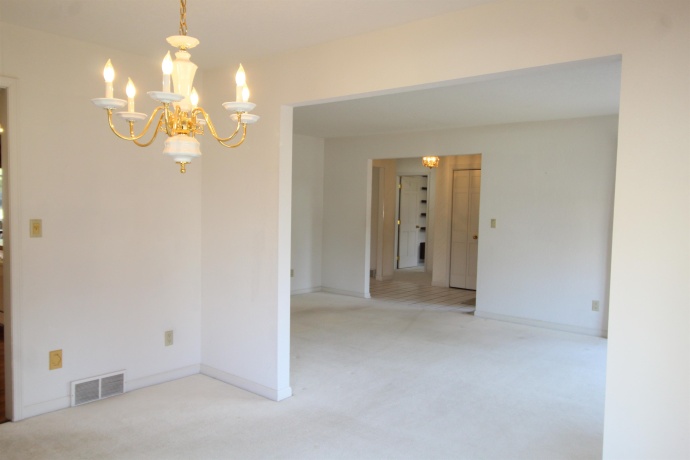 5858 Rainsford, ROCKFORD, Illinois 61107, 3 Bedrooms Bedrooms, ,2 BathroomsBathrooms,House,For Sale,Rainsford,202601074