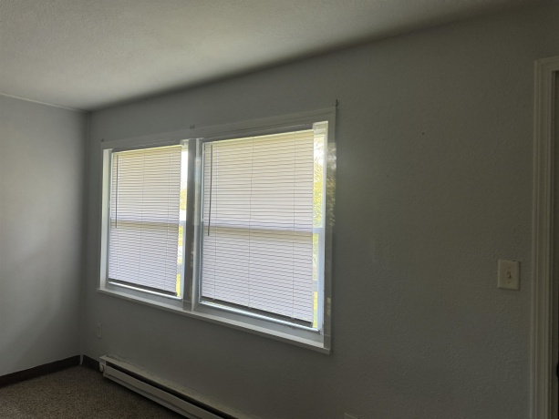 1209 39th, ROCKFORD, Illinois 61109, ,3 - 4 Units,For Sale,39th,202505369