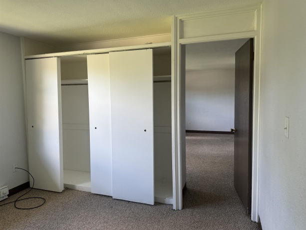 1209 39th, ROCKFORD, Illinois 61109, ,3 - 4 Units,For Sale,39th,202505369