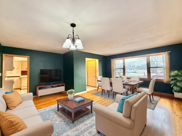 4012 Pleasant Valley, ROCKFORD, Illinois 61114, 3 Bedrooms Bedrooms, ,1 BathroomBathrooms,House,For Sale,Pleasant Valley,202600142