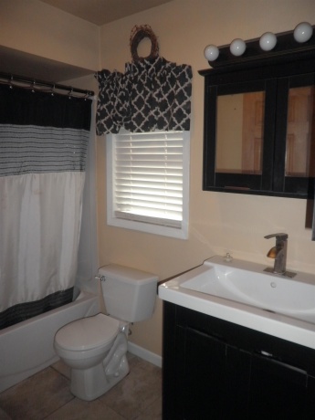 105 Oakwood, BYRON, Illinois 61010, 3 Bedrooms Bedrooms, ,3 BathroomsBathrooms,House,For Sale,Oakwood,202601075