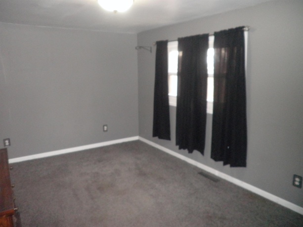 105 Oakwood, BYRON, Illinois 61010, 3 Bedrooms Bedrooms, ,3 BathroomsBathrooms,House,For Sale,Oakwood,202601075