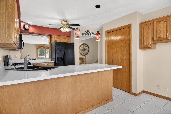 6547 Stonehill, ROCKFORD, Illinois 61108, 2 Bedrooms Bedrooms, ,3 BathroomsBathrooms,Condominium,For Sale,Stonehill,202601077