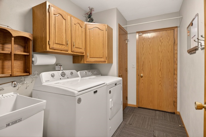 6547 Stonehill, ROCKFORD, Illinois 61108, 2 Bedrooms Bedrooms, ,3 BathroomsBathrooms,Condominium,For Sale,Stonehill,202601077