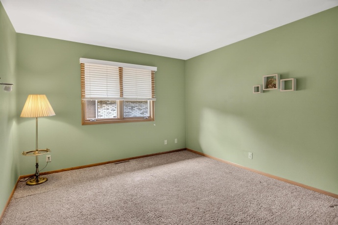 6547 Stonehill, ROCKFORD, Illinois 61108, 2 Bedrooms Bedrooms, ,3 BathroomsBathrooms,Condominium,For Sale,Stonehill,202601077