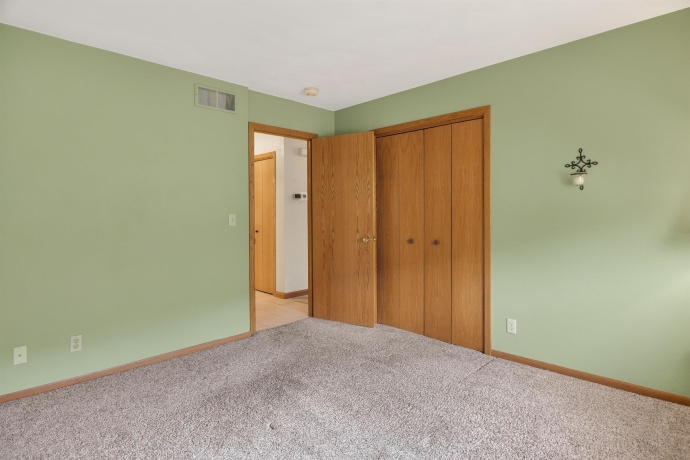 6547 Stonehill, ROCKFORD, Illinois 61108, 2 Bedrooms Bedrooms, ,3 BathroomsBathrooms,Condominium,For Sale,Stonehill,202601077