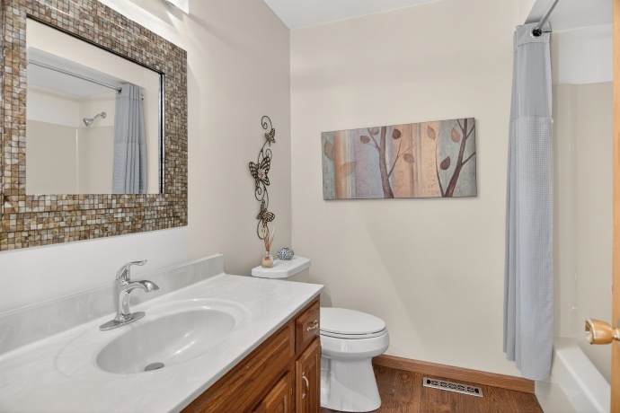 6547 Stonehill, ROCKFORD, Illinois 61108, 2 Bedrooms Bedrooms, ,3 BathroomsBathrooms,Condominium,For Sale,Stonehill,202601077