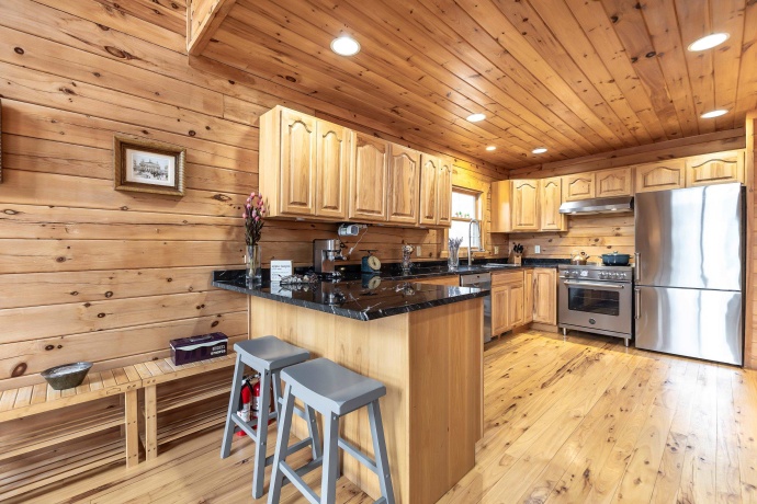 5A116 Apple Canyon, APPLE RIVER, Illinois 61001, 5 Bedrooms Bedrooms, ,3 BathroomsBathrooms,House,For Sale,Apple Canyon,202601078