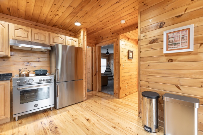 5A116 Apple Canyon, APPLE RIVER, Illinois 61001, 5 Bedrooms Bedrooms, ,3 BathroomsBathrooms,House,For Sale,Apple Canyon,202601078