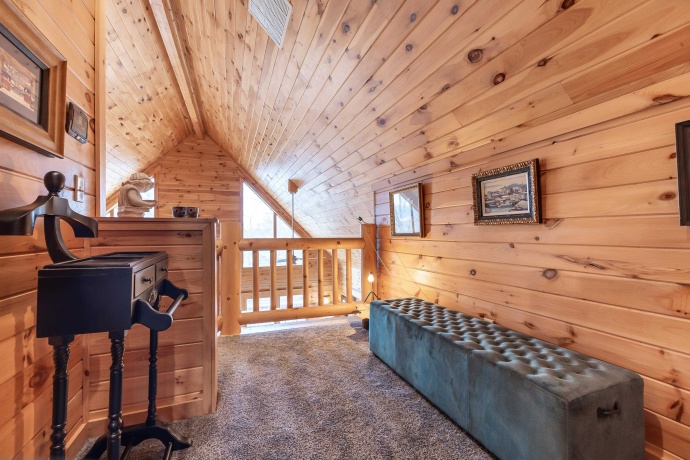 5A116 Apple Canyon, APPLE RIVER, Illinois 61001, 5 Bedrooms Bedrooms, ,3 BathroomsBathrooms,House,For Sale,Apple Canyon,202601078