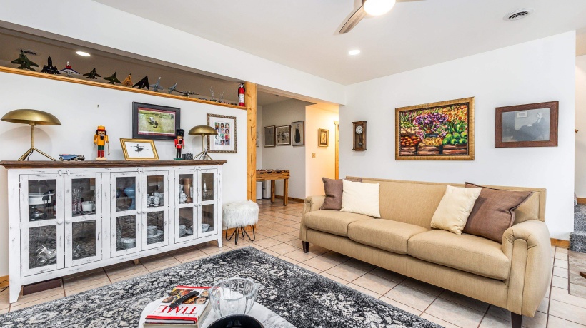 5A116 Apple Canyon, APPLE RIVER, Illinois 61001, 5 Bedrooms Bedrooms, ,3 BathroomsBathrooms,House,For Sale,Apple Canyon,202601078