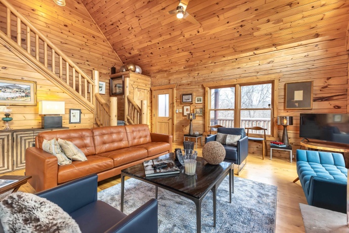 5A116 Apple Canyon, APPLE RIVER, Illinois 61001, 5 Bedrooms Bedrooms, ,3 BathroomsBathrooms,House,For Sale,Apple Canyon,202601078