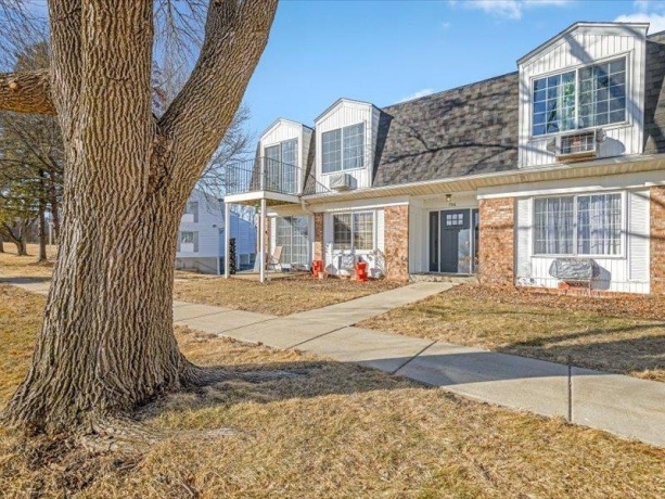 706 Kiwanis, FREEPORT, Illinois 61032, 2 Bedrooms Bedrooms, ,1 BathroomBathrooms,Condominium,For Sale,Kiwanis,202601079