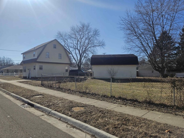 7650 Rogers, MACHESNEY PARK, Illinois 61115, 3 Bedrooms Bedrooms, ,1 BathroomBathrooms,House,For Sale,Rogers,202600802