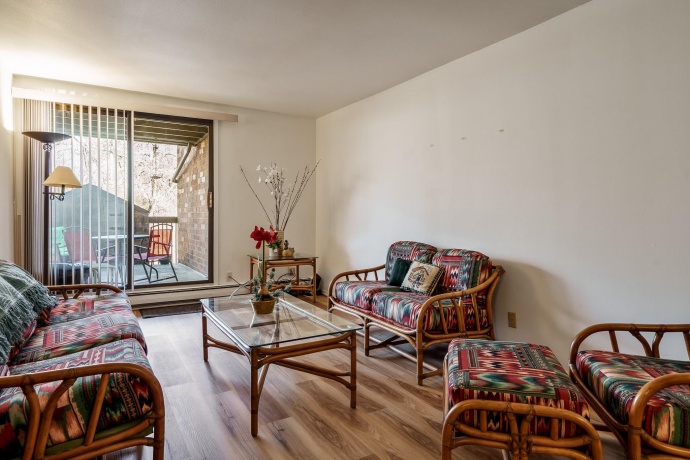 2929 Sunnyside #268, ROCKFORD, Illinois 61114, 2 Bedrooms Bedrooms, ,2 BathroomsBathrooms,Condominium,For Sale,Sunnyside #268,202601082