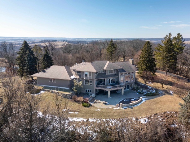 1 Hoffman, ELIZABETH, Illinois 61028, 5 Bedrooms Bedrooms, ,5 BathroomsBathrooms,House,For Sale,Hoffman,202601084