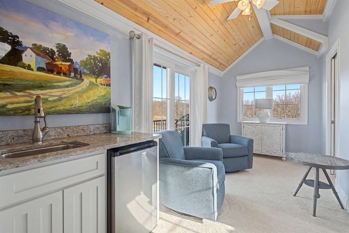 1 Hoffman, ELIZABETH, Illinois 61028, 5 Bedrooms Bedrooms, ,5 BathroomsBathrooms,House,For Sale,Hoffman,202601084