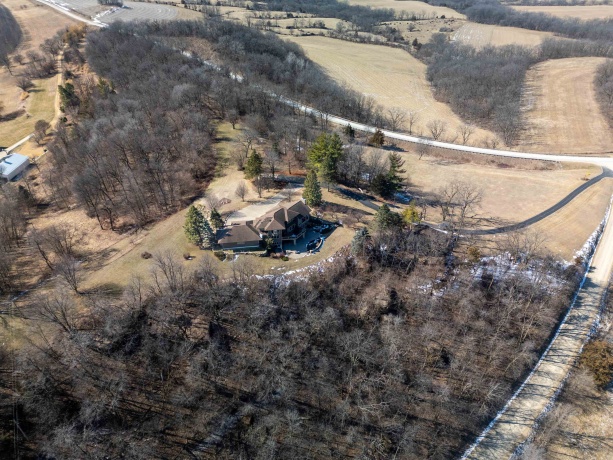 1 Hoffman, ELIZABETH, Illinois 61028, 5 Bedrooms Bedrooms, ,5 BathroomsBathrooms,House,For Sale,Hoffman,202601084