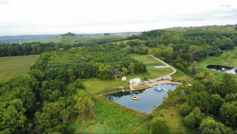 1 Hoffman, ELIZABETH, Illinois 61028, 5 Bedrooms Bedrooms, ,5 BathroomsBathrooms,House,For Sale,Hoffman,202601084