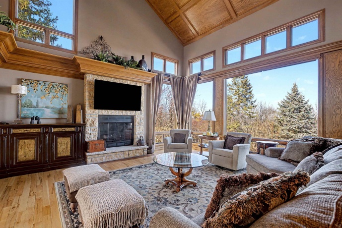 1 Hoffman, ELIZABETH, Illinois 61028, 5 Bedrooms Bedrooms, ,5 BathroomsBathrooms,House,For Sale,Hoffman,202601084