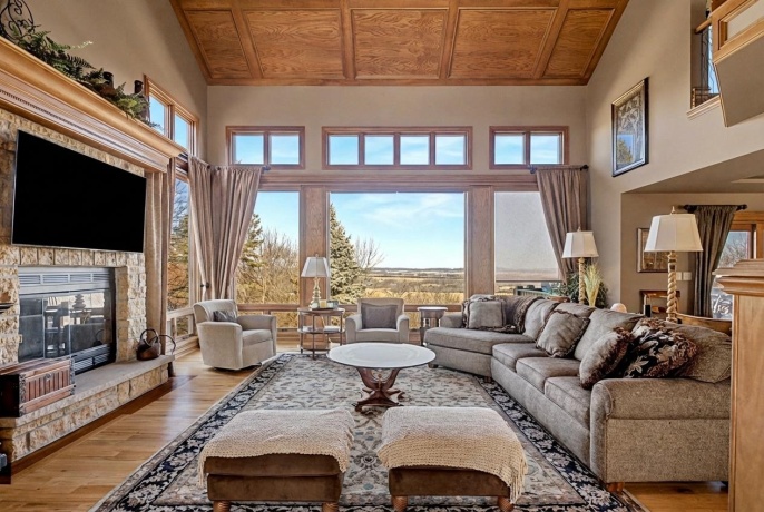 1 Hoffman, ELIZABETH, Illinois 61028, 5 Bedrooms Bedrooms, ,5 BathroomsBathrooms,House,For Sale,Hoffman,202601084