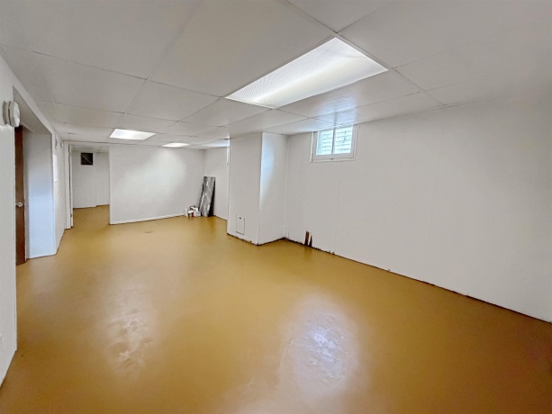 1529 Logan, FREEPORT, Illinois 61032, 2 Bedrooms Bedrooms, ,1 BathroomBathrooms,House,For Sale,Logan,202601085