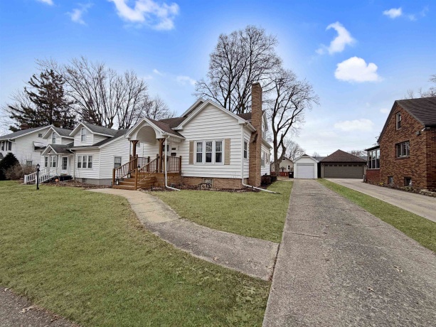 1529 Logan, FREEPORT, Illinois 61032, 2 Bedrooms Bedrooms, ,1 BathroomBathrooms,House,For Sale,Logan,202601085