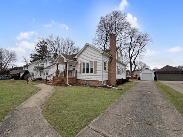 1529 Logan, FREEPORT, Illinois 61032, 2 Bedrooms Bedrooms, ,1 BathroomBathrooms,House,For Sale,Logan,202601085