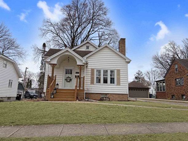 1529 Logan, FREEPORT, Illinois 61032, 2 Bedrooms Bedrooms, ,1 BathroomBathrooms,House,For Sale,Logan,202601085