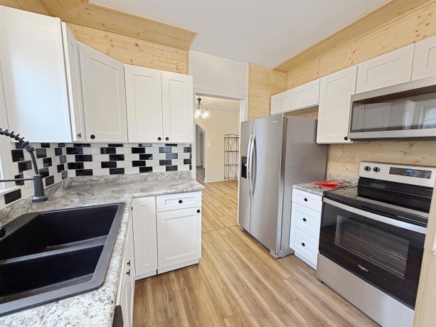 1529 Logan, FREEPORT, Illinois 61032, 2 Bedrooms Bedrooms, ,1 BathroomBathrooms,House,For Sale,Logan,202601085