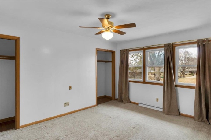 1636 Whitney, BELVIDERE, Illinois 61008, 2 Bedrooms Bedrooms, ,1 BathroomBathrooms,House,For Sale,Whitney,202601090