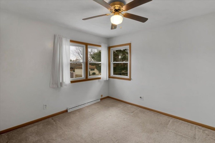 1636 Whitney, BELVIDERE, Illinois 61008, 2 Bedrooms Bedrooms, ,1 BathroomBathrooms,House,For Sale,Whitney,202601090