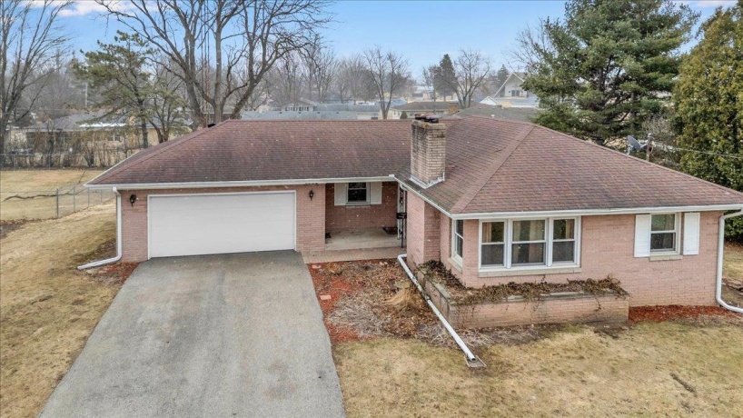 1636 Whitney, BELVIDERE, Illinois 61008, 2 Bedrooms Bedrooms, ,1 BathroomBathrooms,House,For Sale,Whitney,202601090