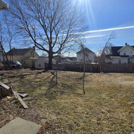 807-809 Pleasant, FREEPORT, Illinois 61032, ,2 Units,For Sale,Pleasant,202601097