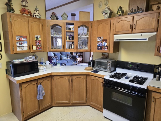 5518 WHITE PINE, ROSCOE, Illinois 61073, 3 Bedrooms Bedrooms, ,2 BathroomsBathrooms,House,For Sale,WHITE PINE,202601093