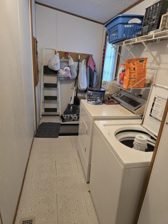 5518 WHITE PINE, ROSCOE, Illinois 61073, 3 Bedrooms Bedrooms, ,2 BathroomsBathrooms,House,For Sale,WHITE PINE,202601093