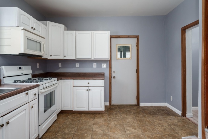 610 Prospect, ROCKFORD, Illinois 61107, 3 Bedrooms Bedrooms, ,1 BathroomBathrooms,House,For Sale,Prospect,202601096