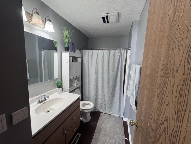 2964 16th, ROCKFORD, Illinois 61109, 3 Bedrooms Bedrooms, ,1 BathroomBathrooms,House,For Sale,16th,202601098