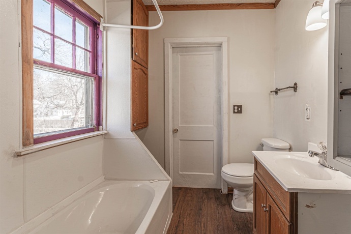 802 Waveland, ROCKFORD, Illinois 61108, 3 Bedrooms Bedrooms, ,1 BathroomBathrooms,House,For Sale,Waveland,202601101