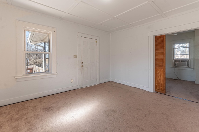 802 Waveland, ROCKFORD, Illinois 61108, 3 Bedrooms Bedrooms, ,1 BathroomBathrooms,House,For Sale,Waveland,202601101