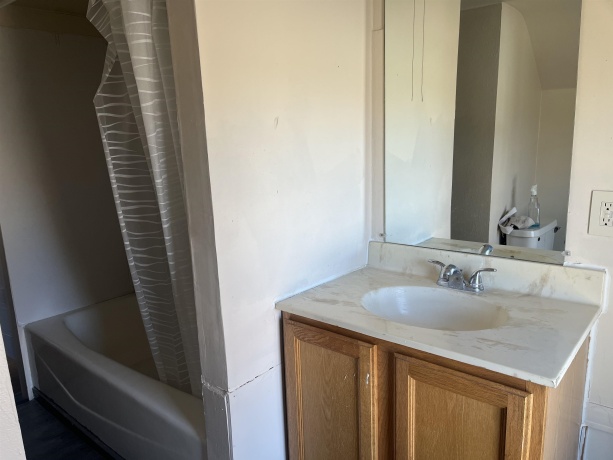 1027 Chicago, FREEPORT, Illinois 61032, 3 Bedrooms Bedrooms, ,2 BathroomsBathrooms,House,For Sale,Chicago,202601104