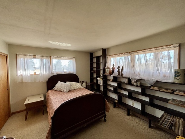 18280 IL Route 84, SAVANNA, Illinois 61074, 5 Bedrooms Bedrooms, ,2 BathroomsBathrooms,House,For Sale,IL Route 84,202601106