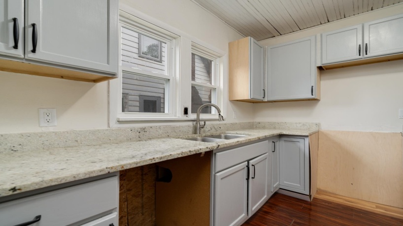 1611 Jackson, ROCKFORD, Illinois 61107, 3 Bedrooms Bedrooms, ,2 BathroomsBathrooms,House,For Sale,Jackson,202601109