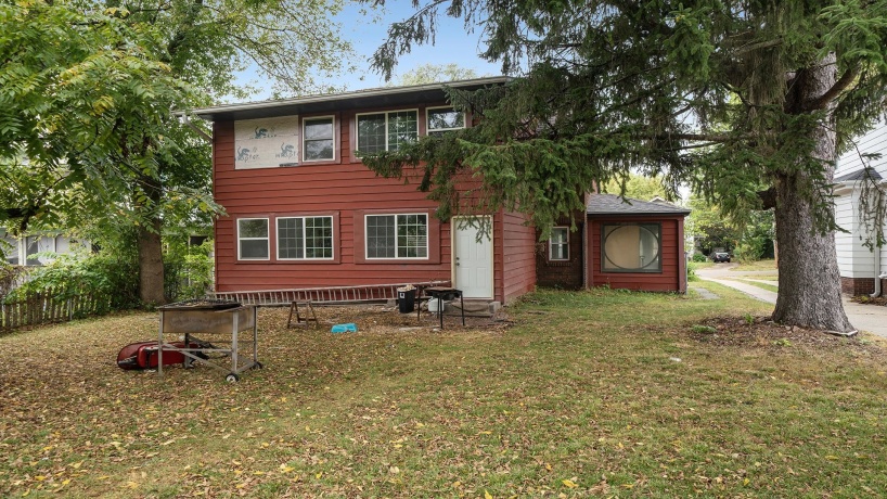 1611 Jackson, ROCKFORD, Illinois 61107, 3 Bedrooms Bedrooms, ,2 BathroomsBathrooms,House,For Sale,Jackson,202601109