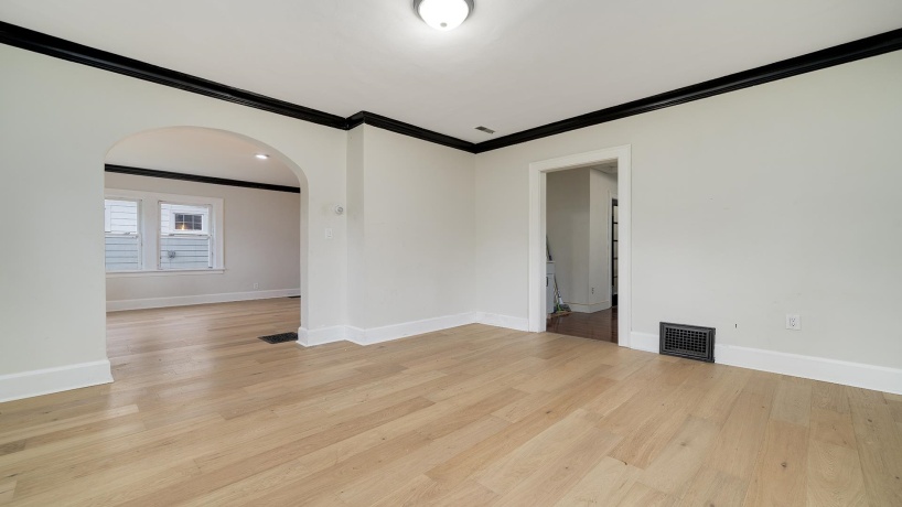 1611 Jackson, ROCKFORD, Illinois 61107, 3 Bedrooms Bedrooms, ,2 BathroomsBathrooms,House,For Sale,Jackson,202601109