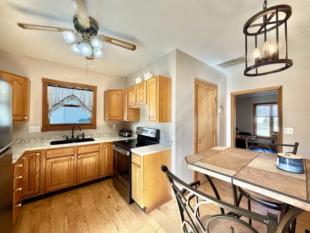 803 North, THOMSON, Illinois 61285, 1 Bedroom Bedrooms, ,1 BathroomBathrooms,House,For Sale,North,202601110