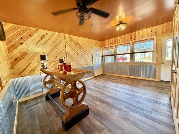 803 North, THOMSON, Illinois 61285, 1 Bedroom Bedrooms, ,1 BathroomBathrooms,House,For Sale,North,202601110