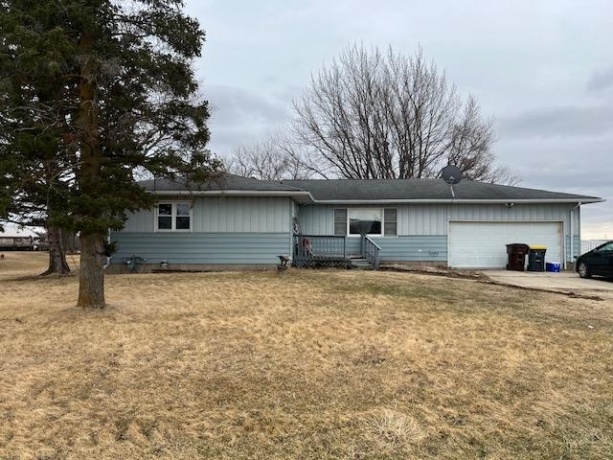 2585 Van Brocklyn, FREEPORT, Illinois 61032, 3 Bedrooms Bedrooms, ,1 BathroomBathrooms,House,For Sale,Van Brocklyn,202601112